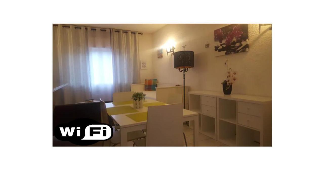 Quarteira Home Beach Ferias Tranquilas A 1Km Da Praia Totalmente Renovado Екстер'єр фото