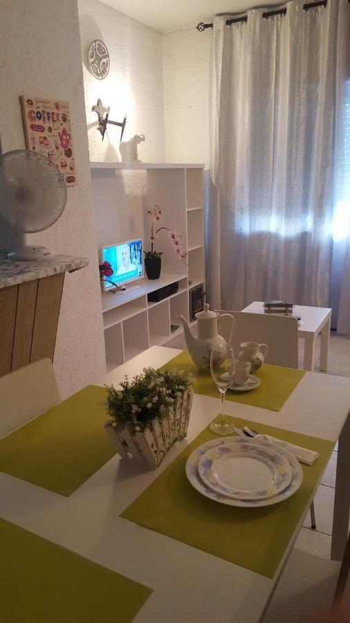 Quarteira Home Beach Ferias Tranquilas A 1Km Da Praia Totalmente Renovado Екстер'єр фото