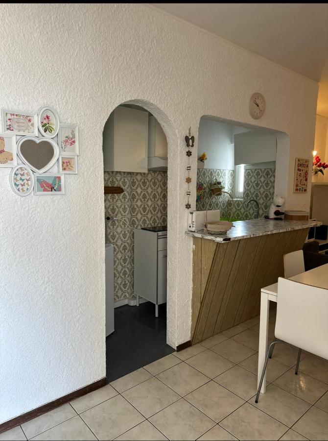 Quarteira Home Beach Ferias Tranquilas A 1Km Da Praia Totalmente Renovado Екстер'єр фото