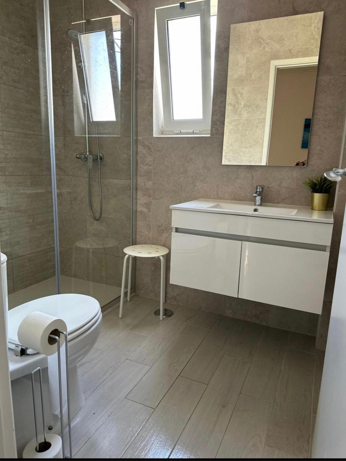 Quarteira Home Beach Ferias Tranquilas A 1Km Da Praia Totalmente Renovado Екстер'єр фото